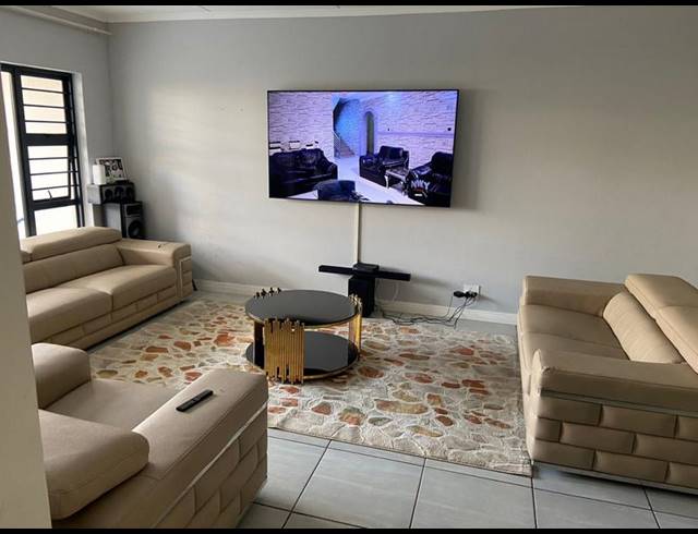 3 BEDROOM PROPERTY TO RENT IN ALLANDALE